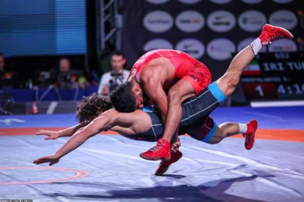 如何填写体育培训记录册？